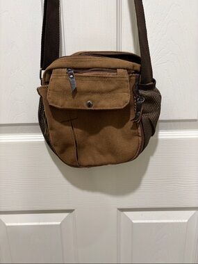 Source Unknown Brown Canvas Crossbody Bag with Dark Brown Strap